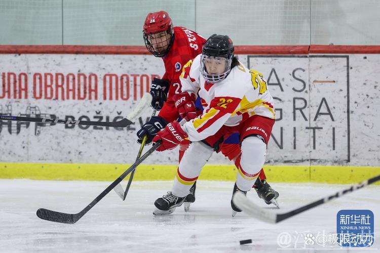 中国男子冰球队世锦赛惜败东道主